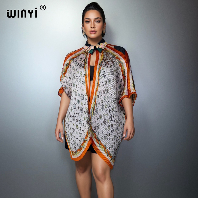 Street Fashion Dubai - WINYI Elastik dar kesim elbise Sokak