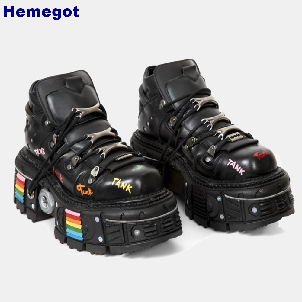 Street Fashion Punk - Platform Yuvarlak Metal Perçinli Kısa Botlar