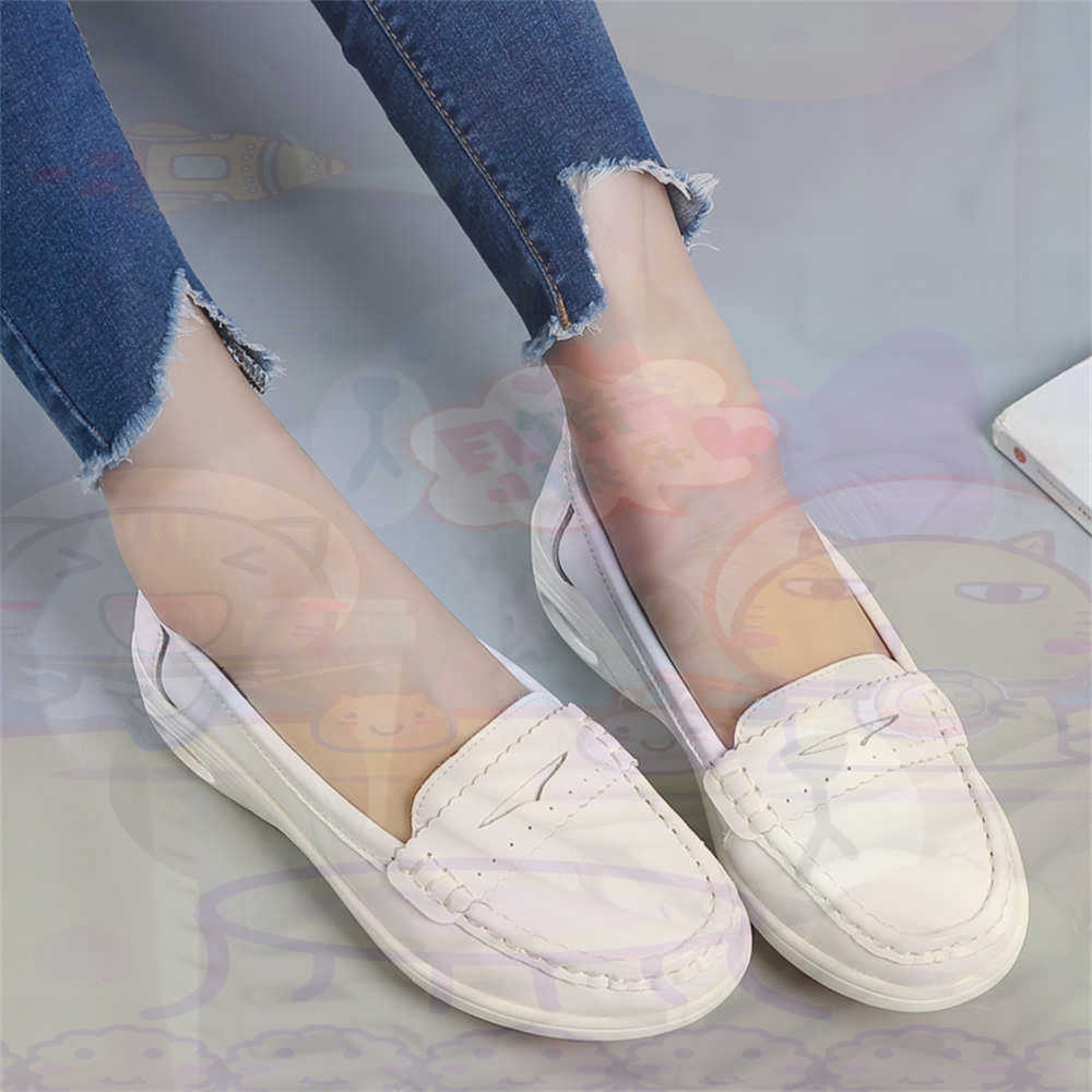 Asian Street Fashion Girls - Yumuşak Slip-on Bayan Büyük Boy Ayakkabı