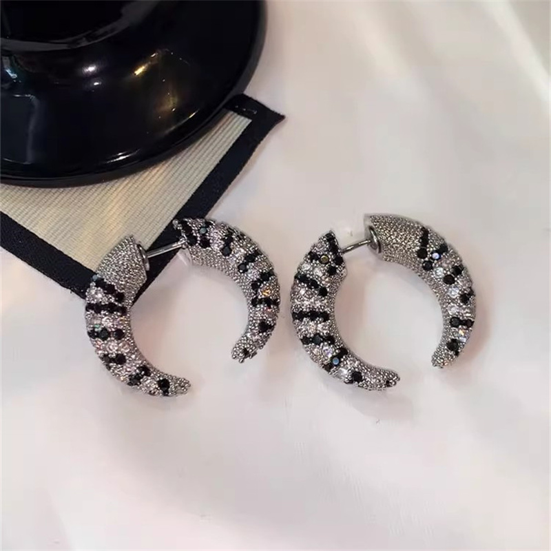Vintage Ön Arka Zirkon Boynuz  - Street Fashion Earrings incelemesi ve fiyatı