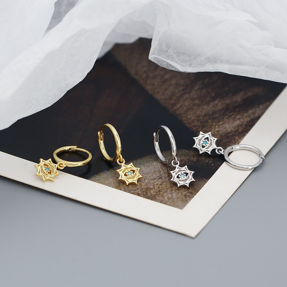925 Ayar Gümüş İğne Retro Klas - Street Fashion Earrings incelemesi ve fiyatı